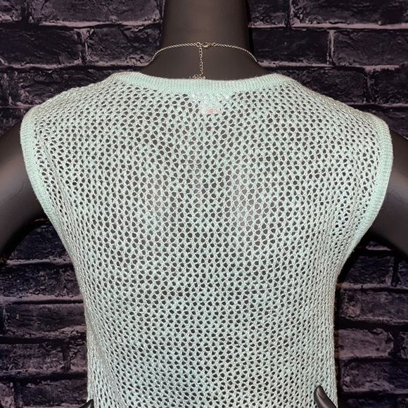 NWOT Xhilaration Light Aqua Blue Crochet-back Knit Sleeveless Top XS - Picture 6 of 8
